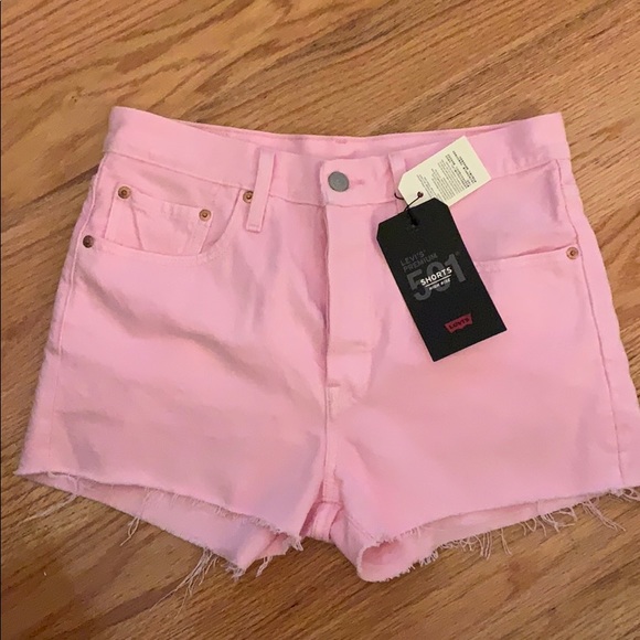 pink levi shorts